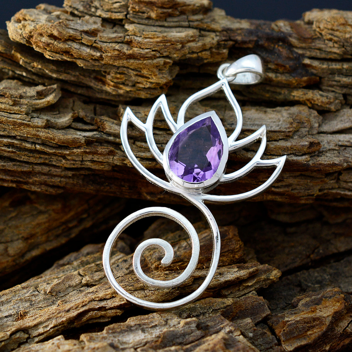 Cecilia Purple Rope-Wire Dainty Pendant
