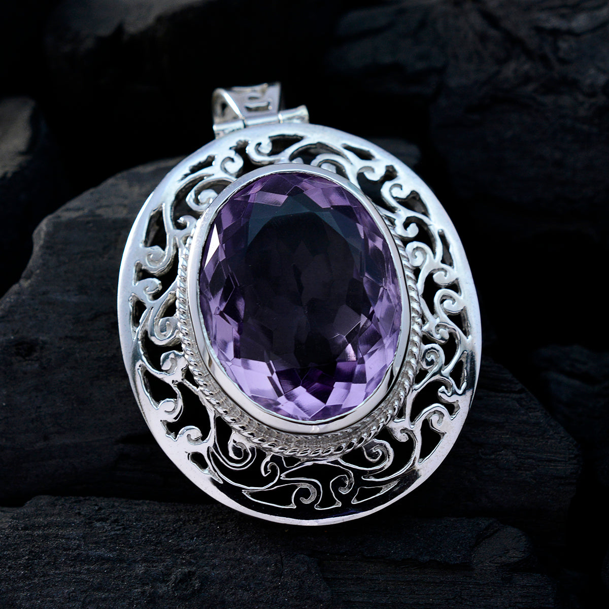 Nova Purple Geometric Chunky Pendant