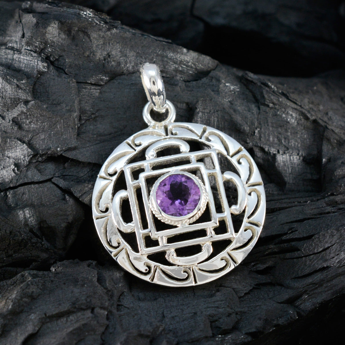 Isadora Purple Geometric Essential Pendant