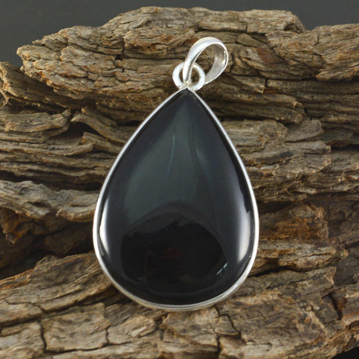 Agustina Black Cocktail Versatile Pendant