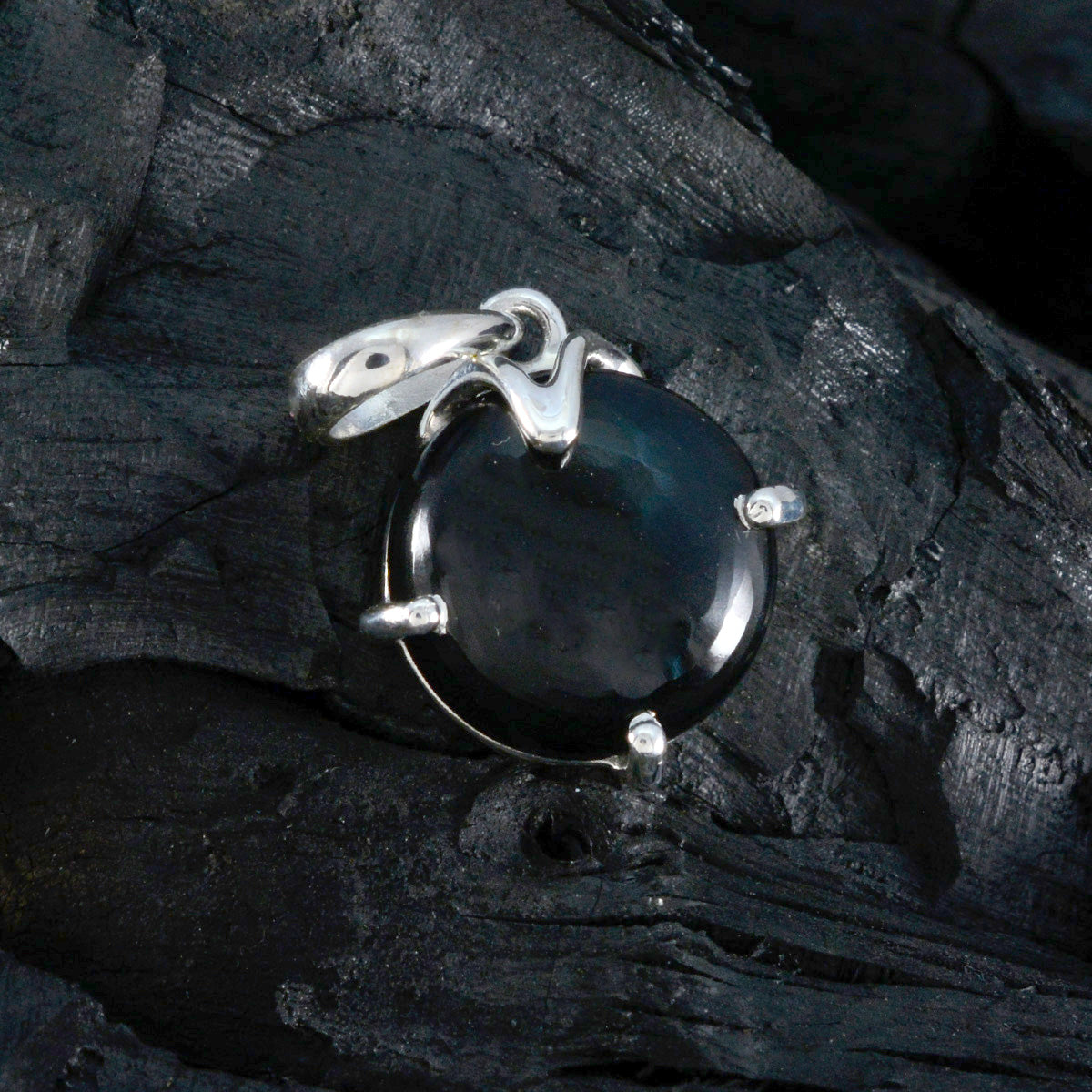 Aria Black Eternity Whisper-thin Pendant