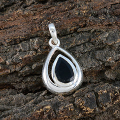 Mariana Black Romantic Delicate Pendant