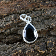 Min-seo Black Armor Elegant Pendant