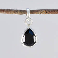 Min-seo Black Armor Elegant Pendant