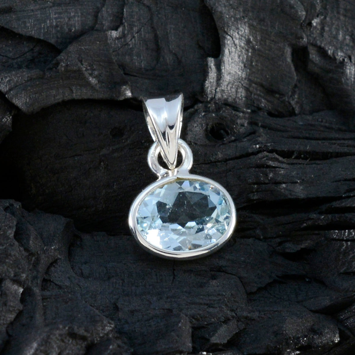 Soo-jin Blue Contemporary Minimalist Pendant