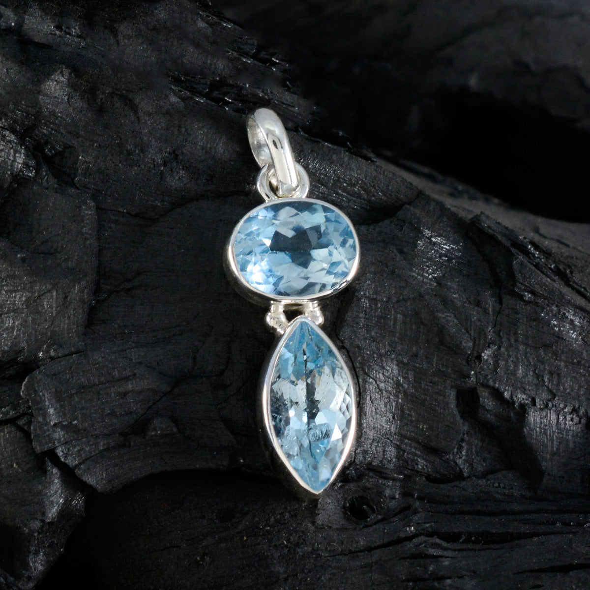 Emily Blue Signet Whisper-thin Pendant