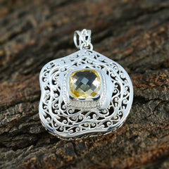 Lucy Yellow Retro Chunky Pendant