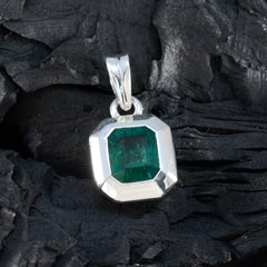 Zoey Green propsel Dainty Pendant