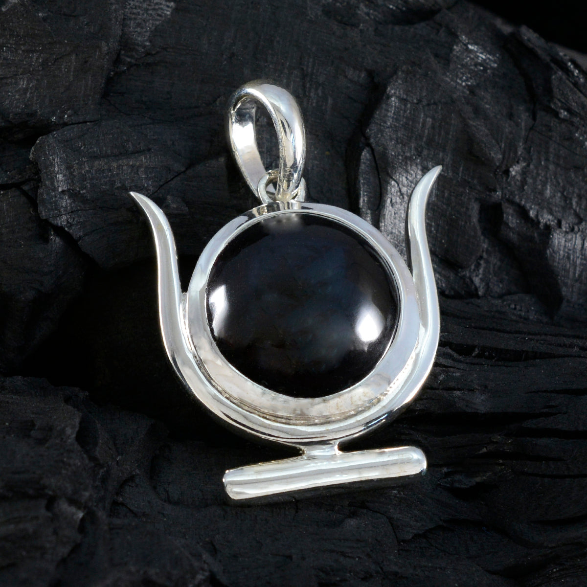 Katharina Red Fairytale Dainty Pendant