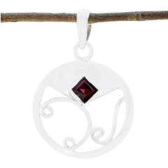 Mathilde Red Trendy Slim Pendant Garnet Red Red