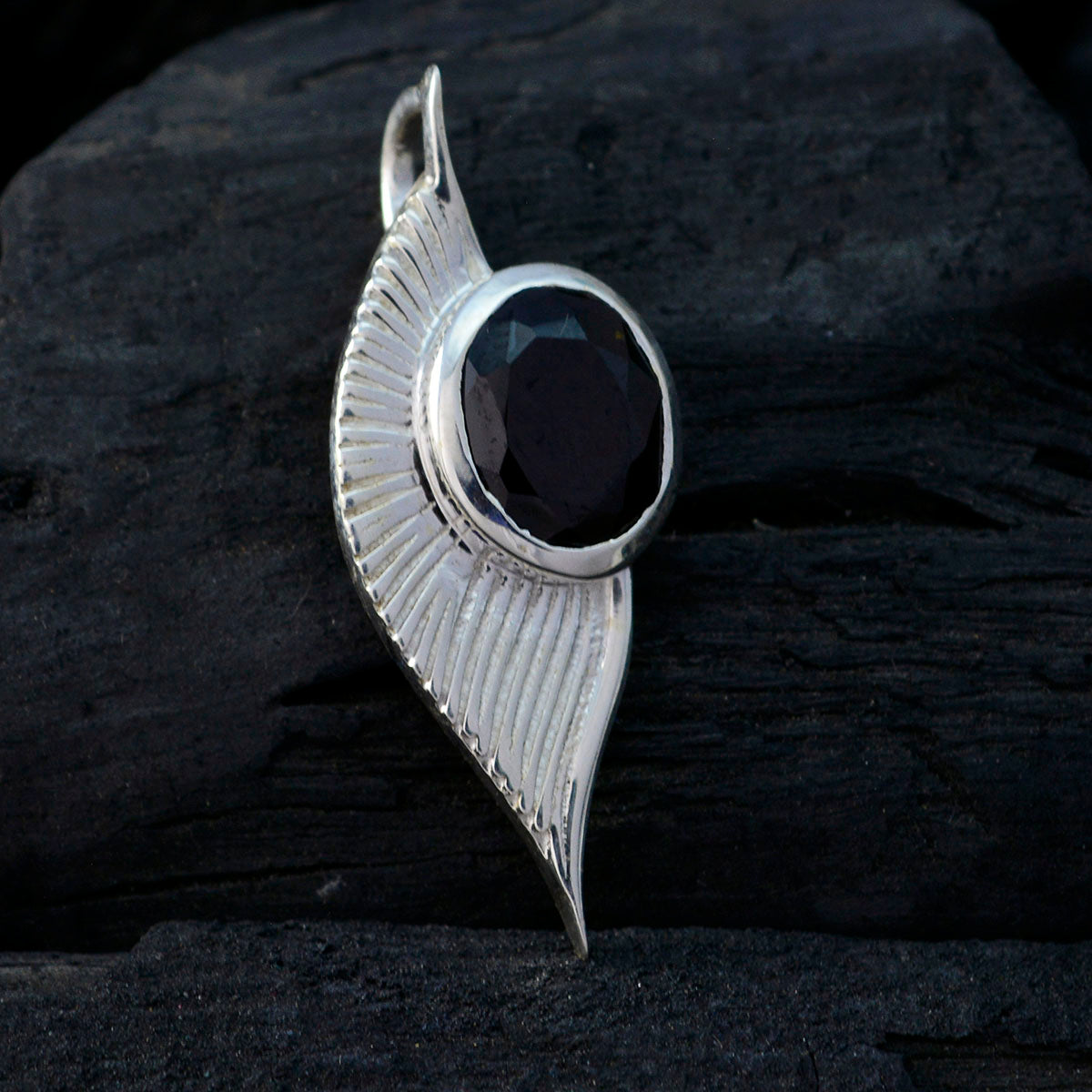 Ivy Red Bubble Dainty Pendant