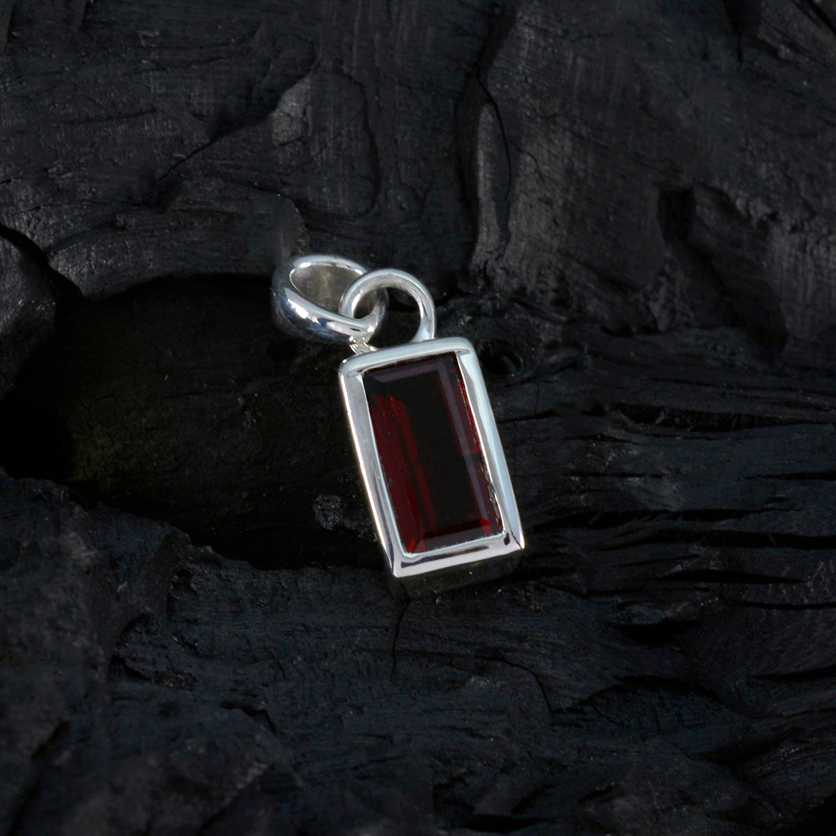 Sofia Red Bubble Delicate Pendant
