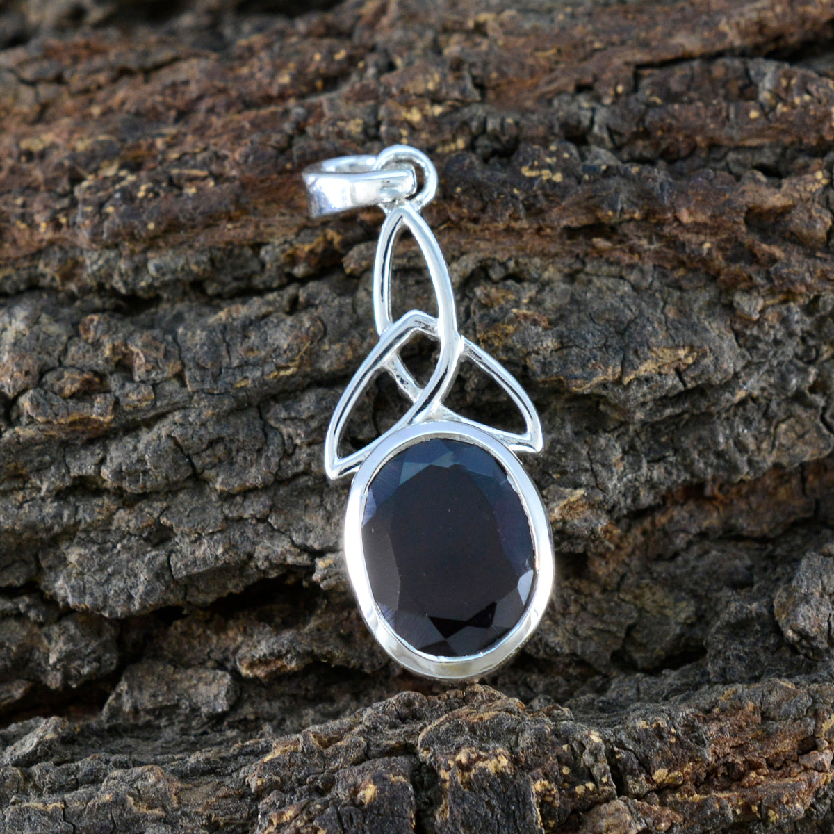 Aiko Red Claddagh Elegant Pendant