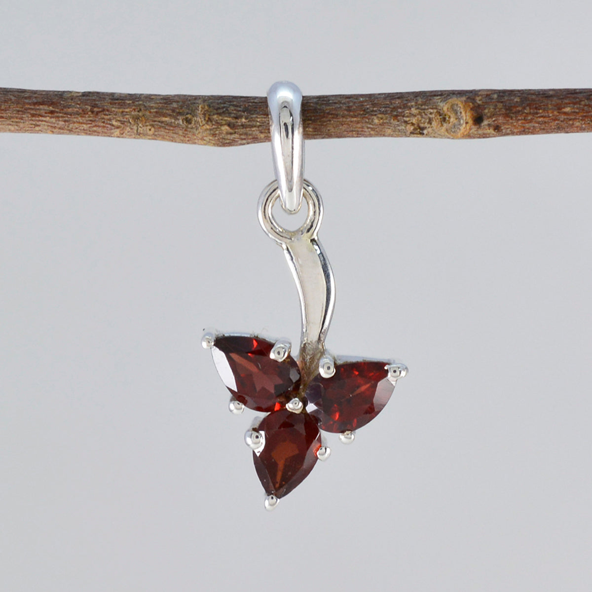 Chloe Red Heart Delicate Pendant