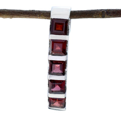 Aaliyah Red Luxurious Minimal Pendant Garnet Red Red