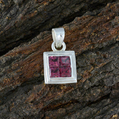 Isla Red Feminine Whisper-thin Pendant