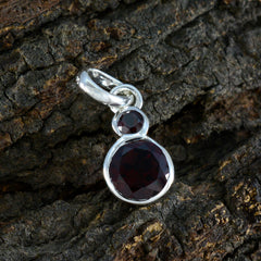 Chloe Red Romantic Dainty Pendant
