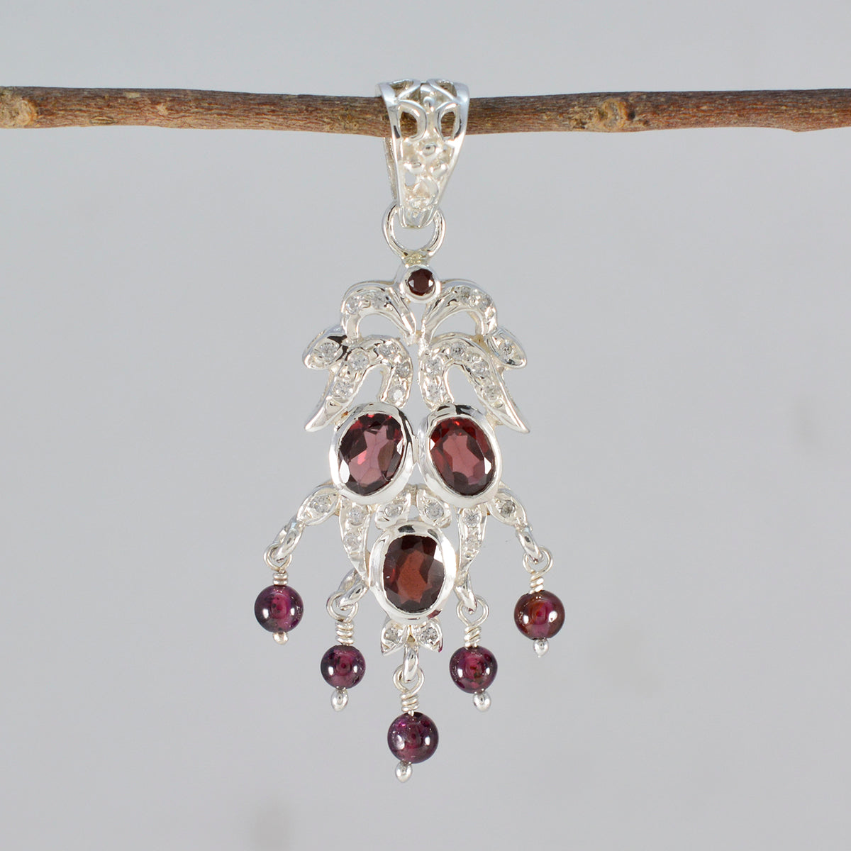 Maria Red Love Whisper-thin Pendant