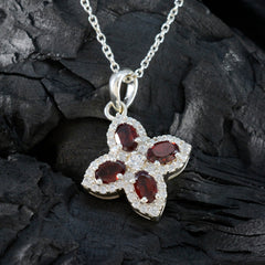 Victoria Red Glamorous Classic Pendant