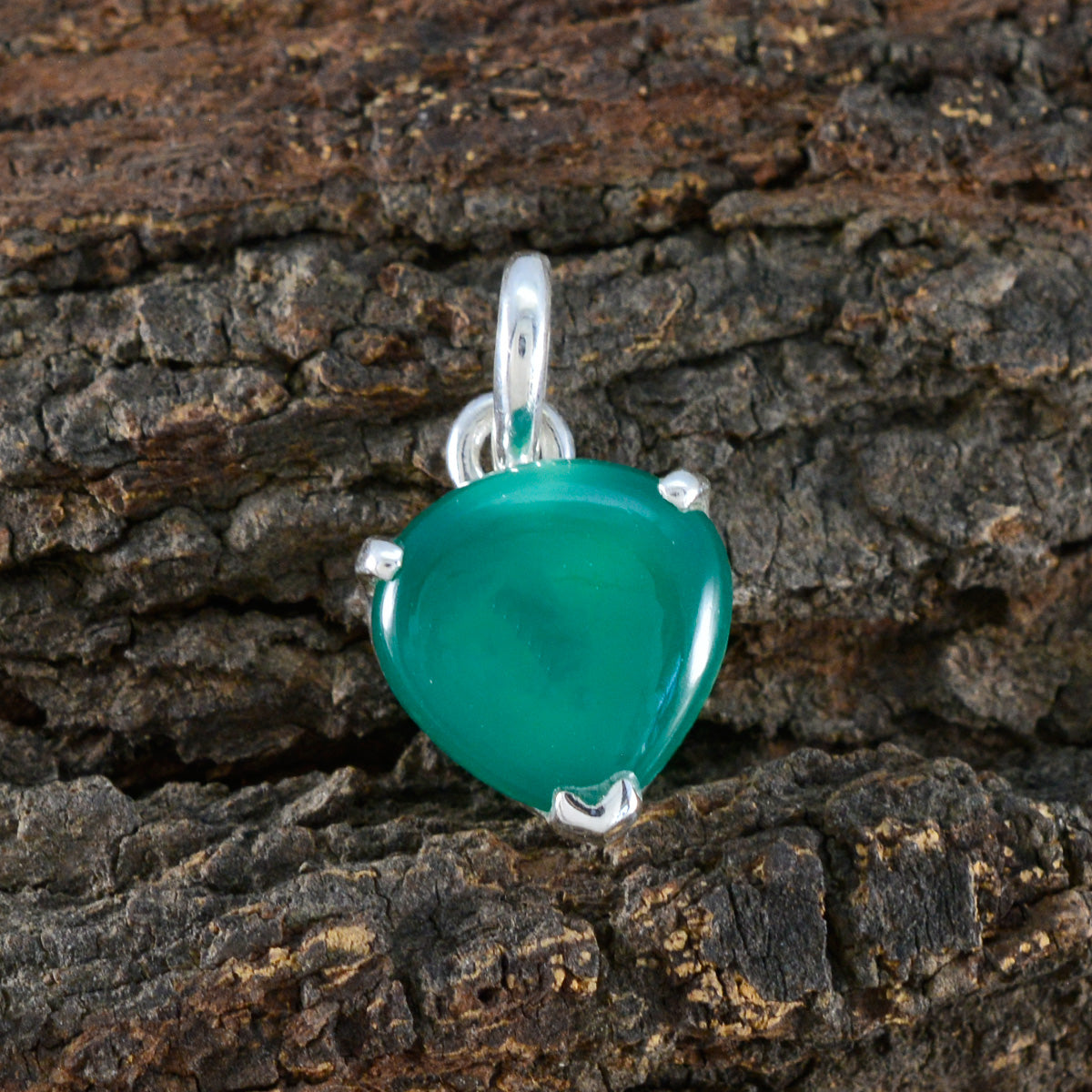 Fernanda Green Romantic Delicate Pendant