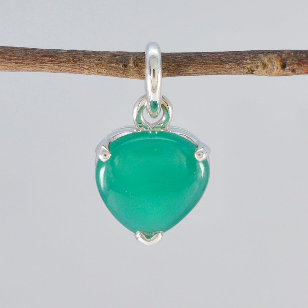 Fernanda Green Romantic Delicate Pendant