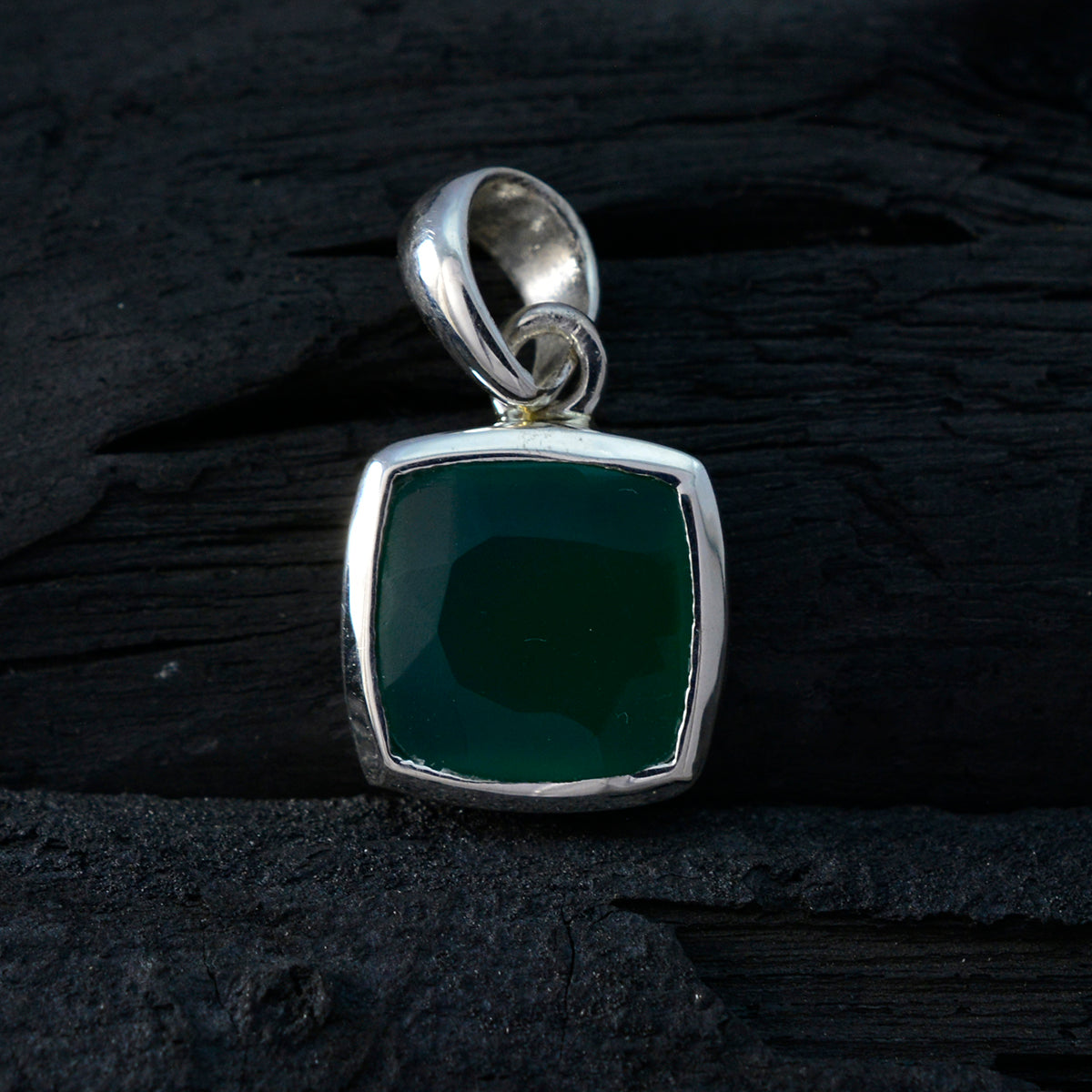 Mila Green Engagement Dainty Pendant