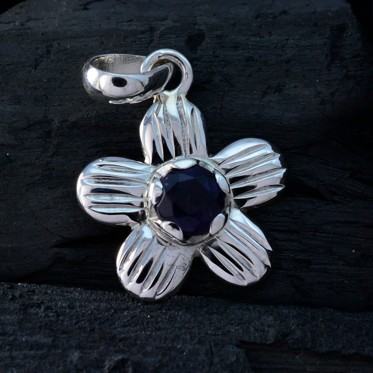 Fernanda Blue Sophisticated Dainty Pendant