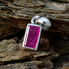 Stella Red Heart Delicate Pendant