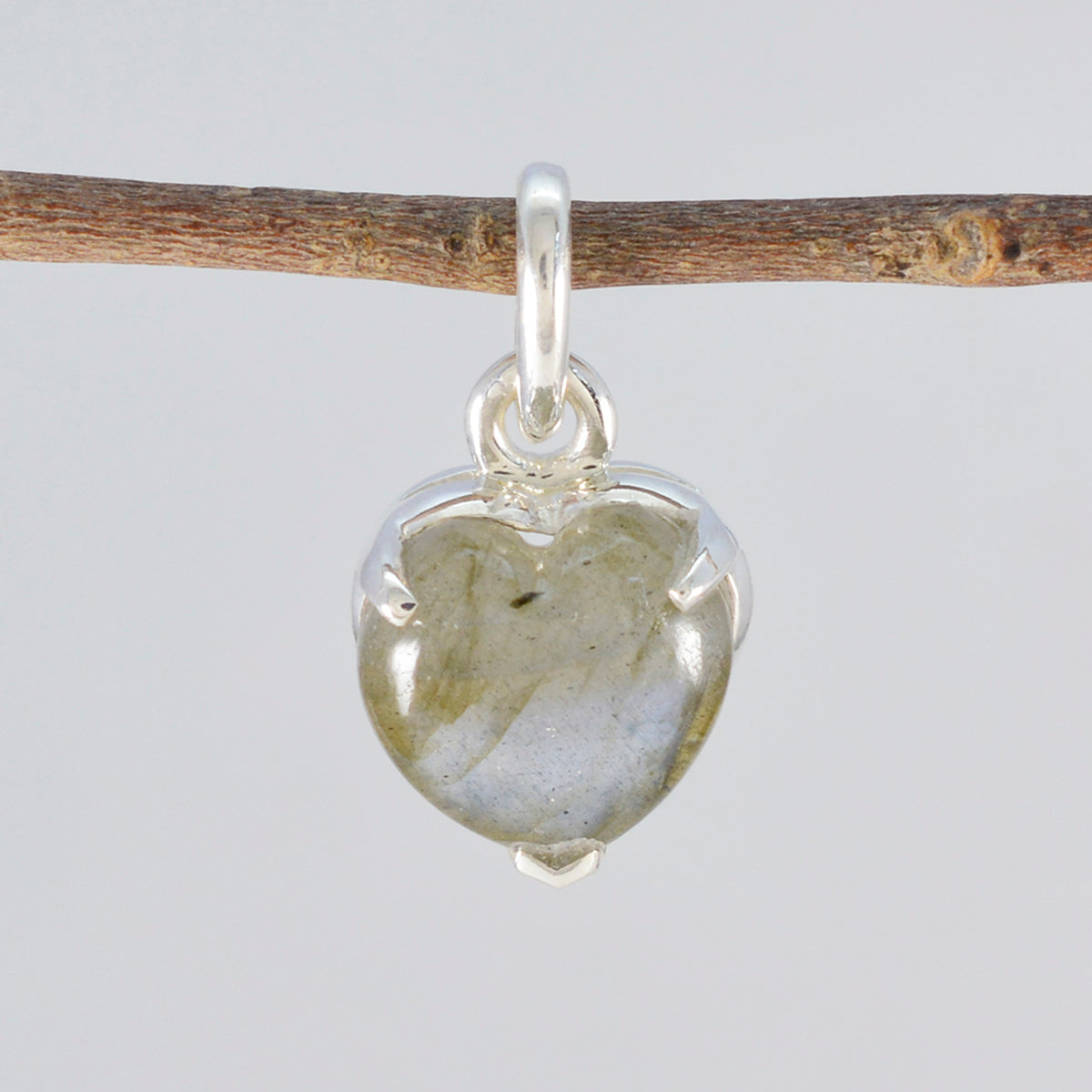 Florencia Grey Feminine Delicate Pendant