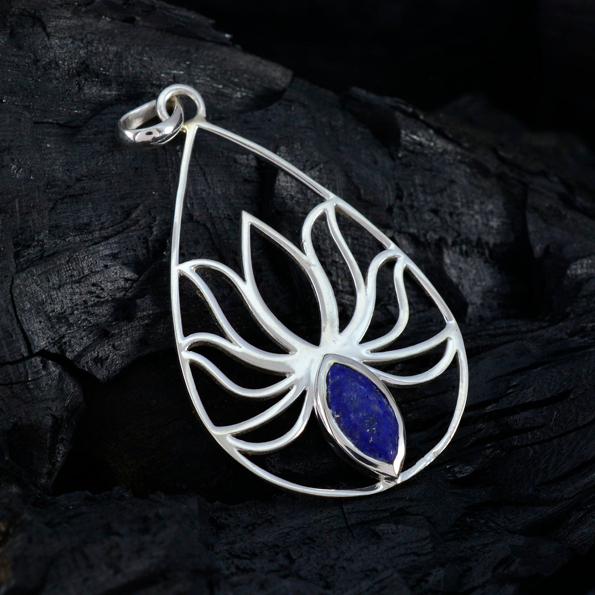 Genesis Blue Rope-Wire Dainty Pendant