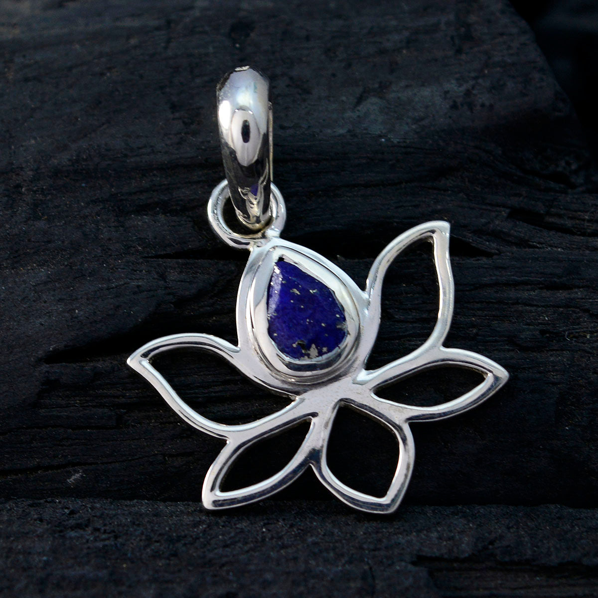 Jiwoo Blue Rope-Wire Elegant Pendant