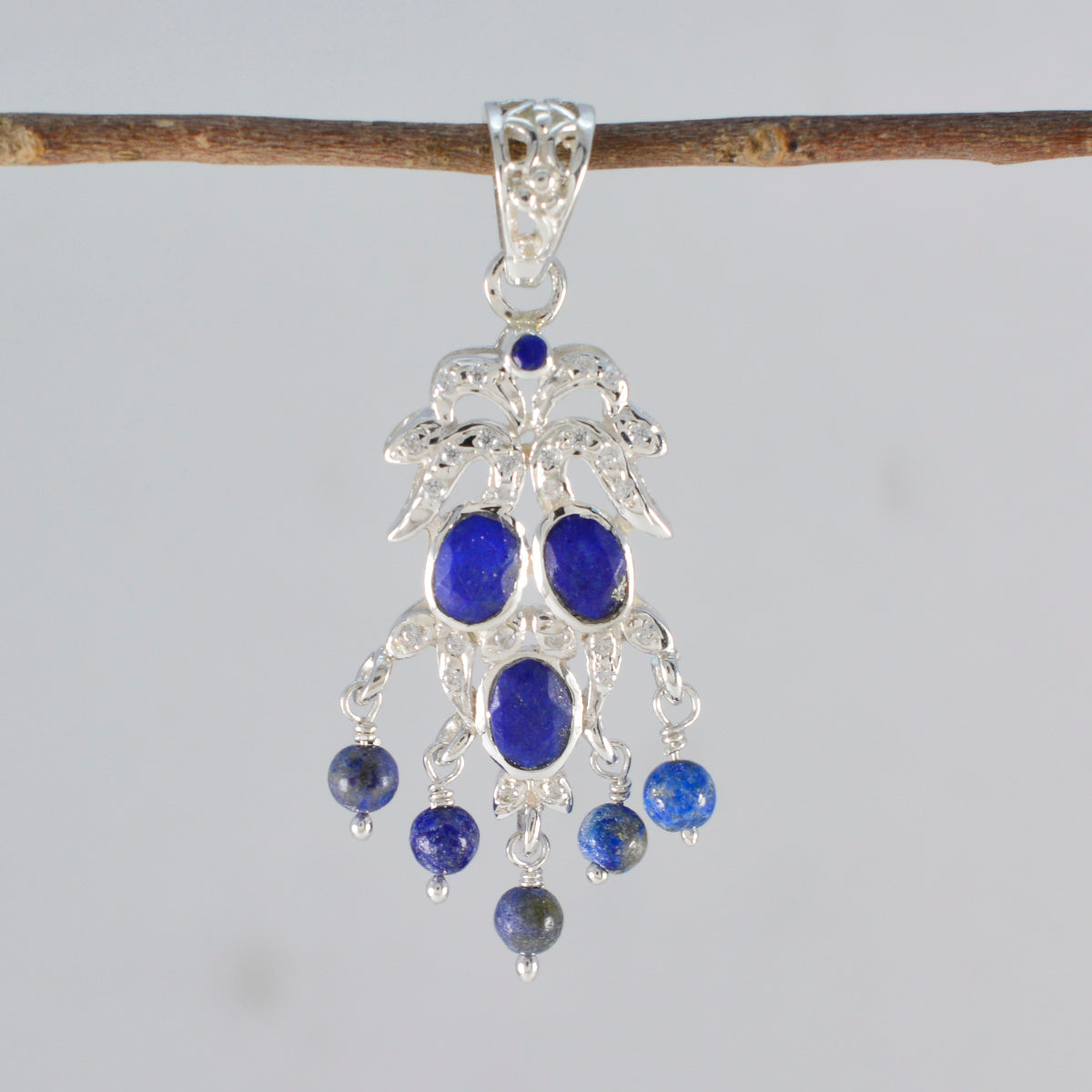 Putri Blue Cocktail Featherlight Pendant