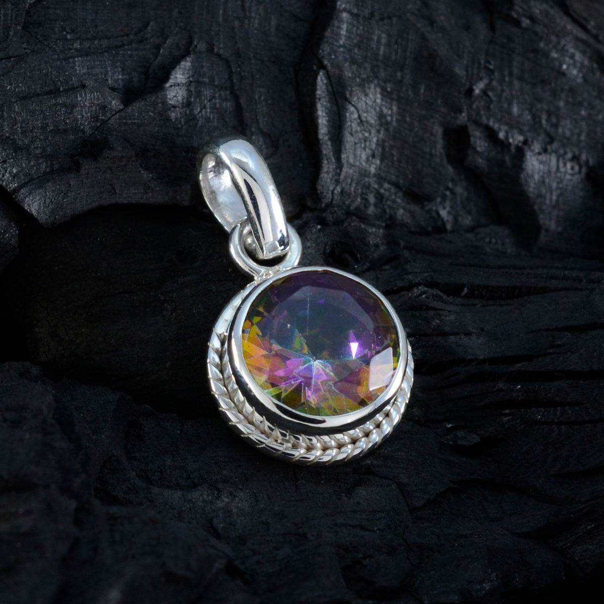 Paula multicolor Rope-Wire Whisper-thin Pendant