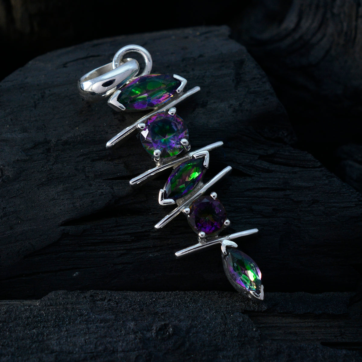 Cecilia multicolor Heart Featherlight Pendant