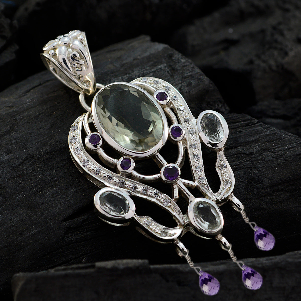 Leah multicolor valentine Essential Pendant