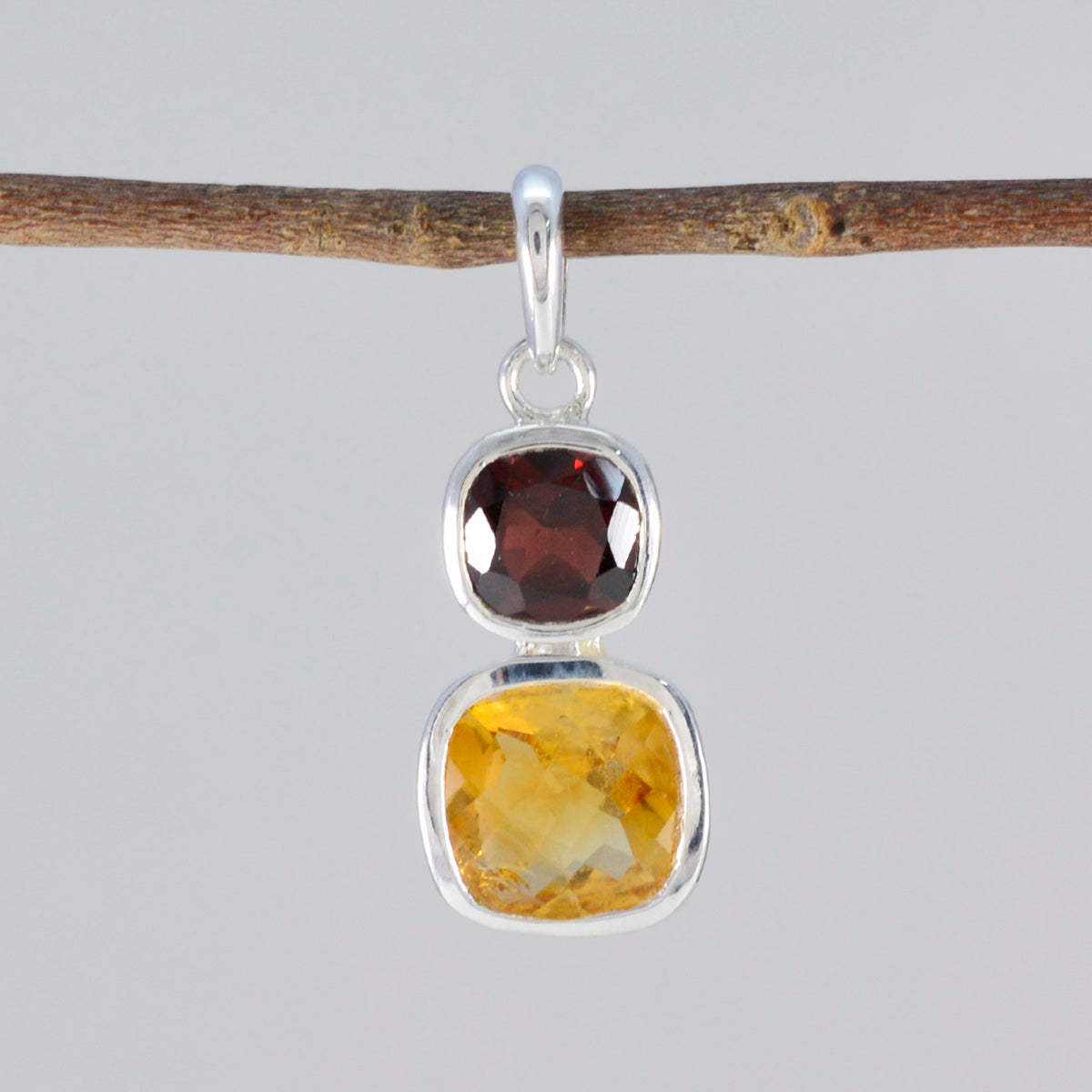 Ines multicolor valentine Whisper-thin Pendant