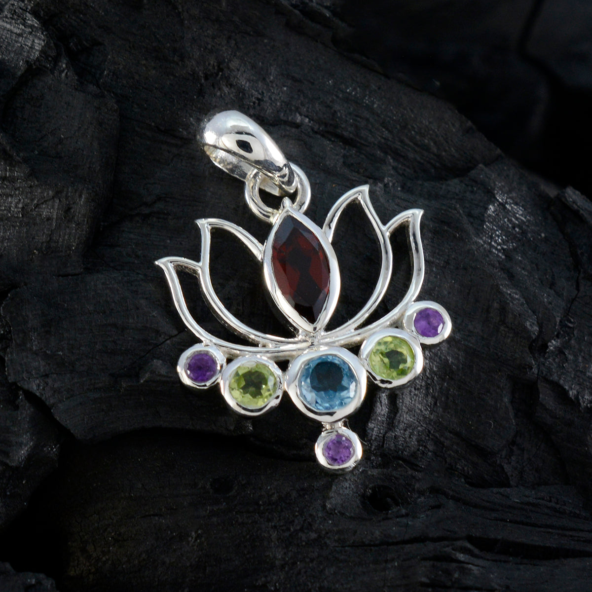 Lorena multicolor Rope-Wire Dainty Pendant