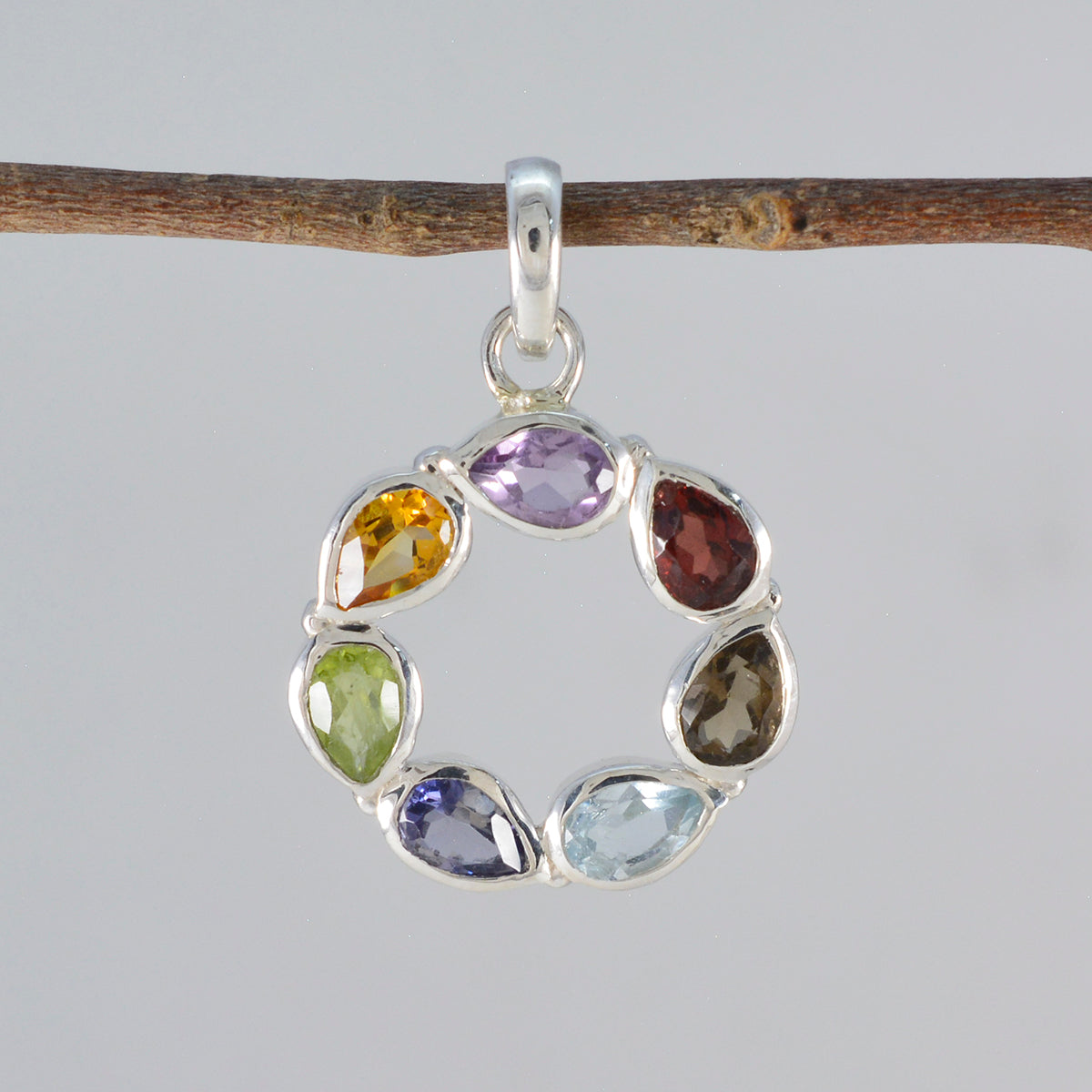 Ida multicolor Heart Dainty Pendant