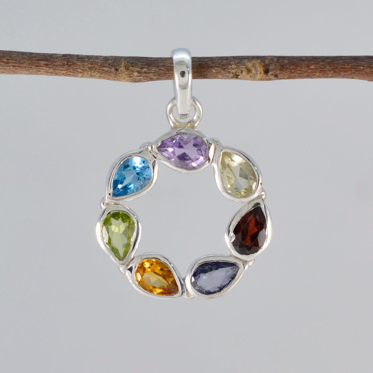 Ines multicolor Modern Dainty Pendant