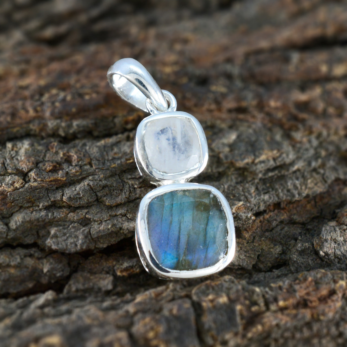 Scarlett multicolor Modern Whisper-thin Pendant