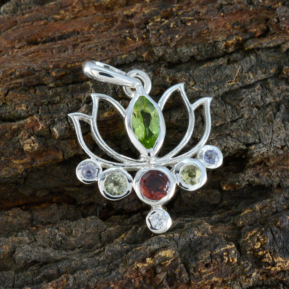 Renata multicolor Rope-Wire Dainty Pendant