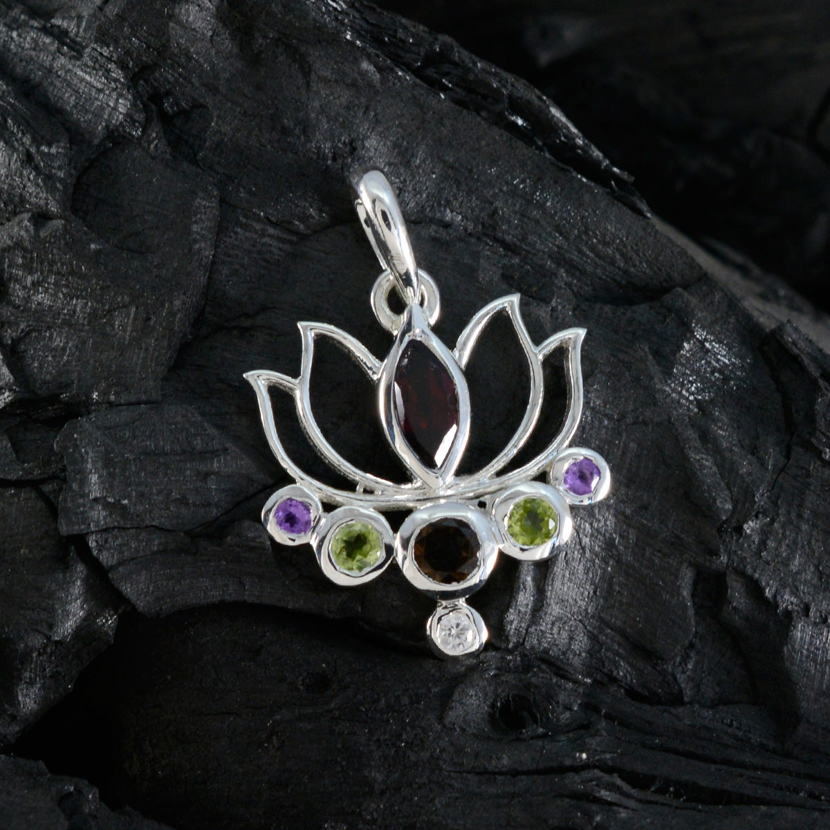 Alina multicolor Rope-Wire Dainty Pendant