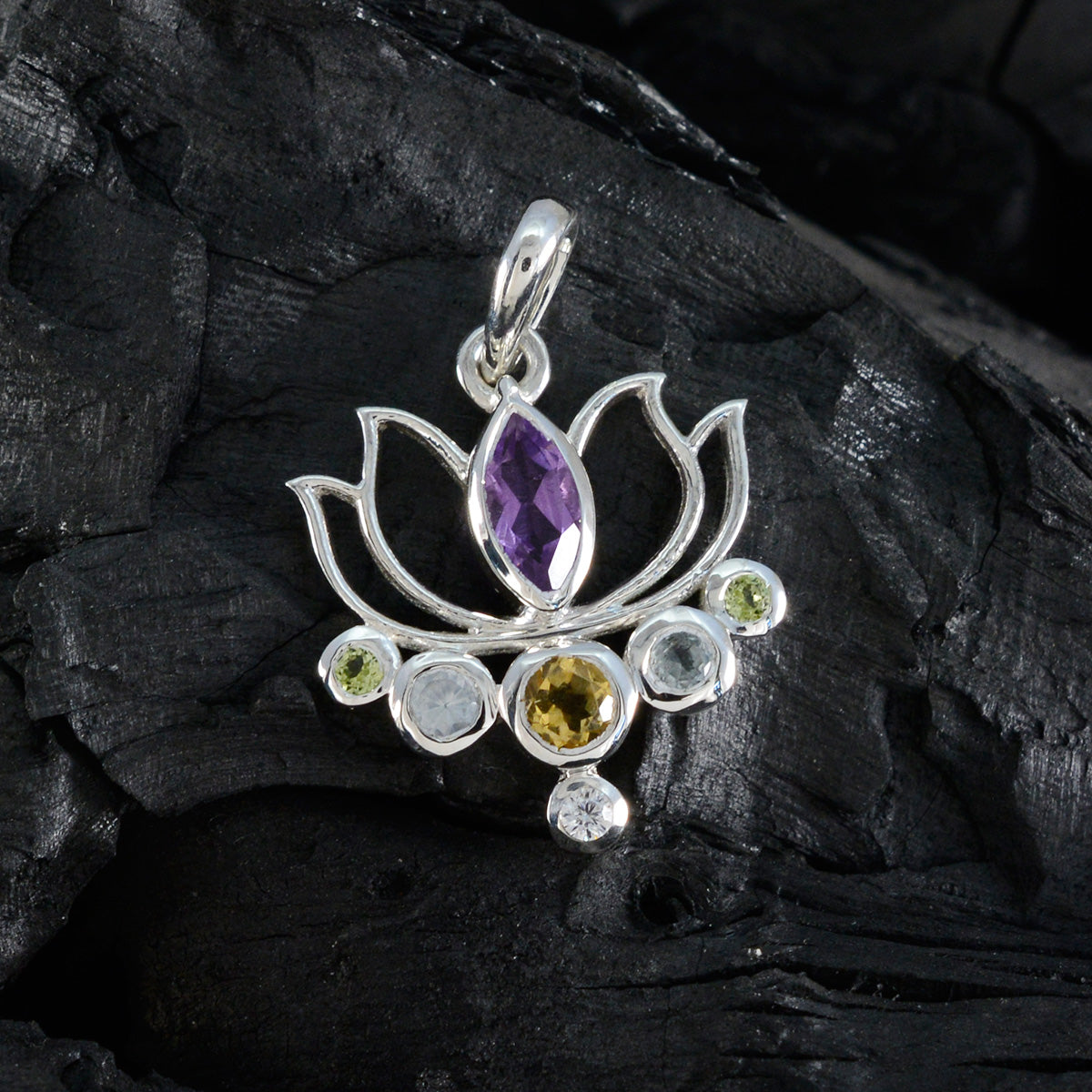 Audrey multicolor Rope-Wire Dainty Pendant