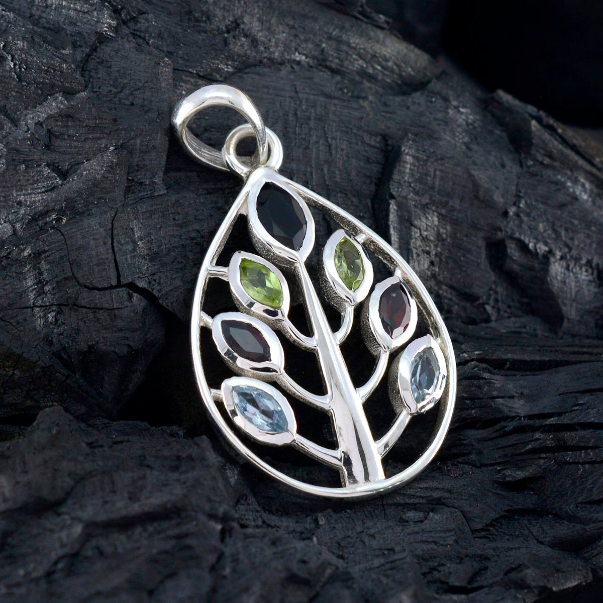 Alina multicolor Eternity Tiny Pendant