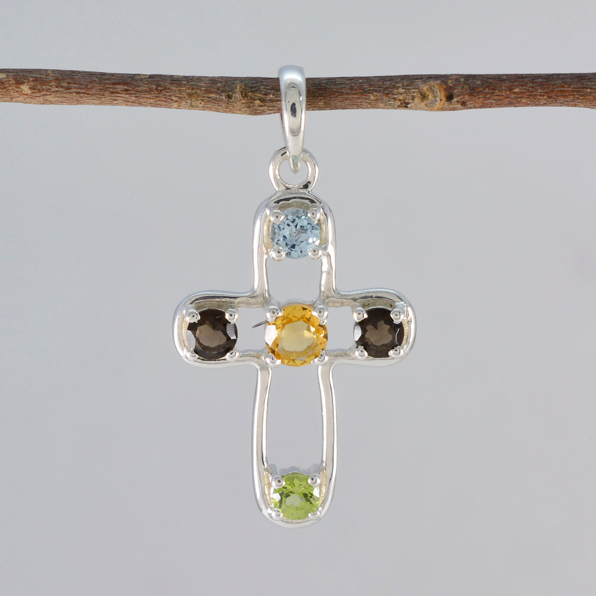 Eliza multicolor Love Dainty Pendant
