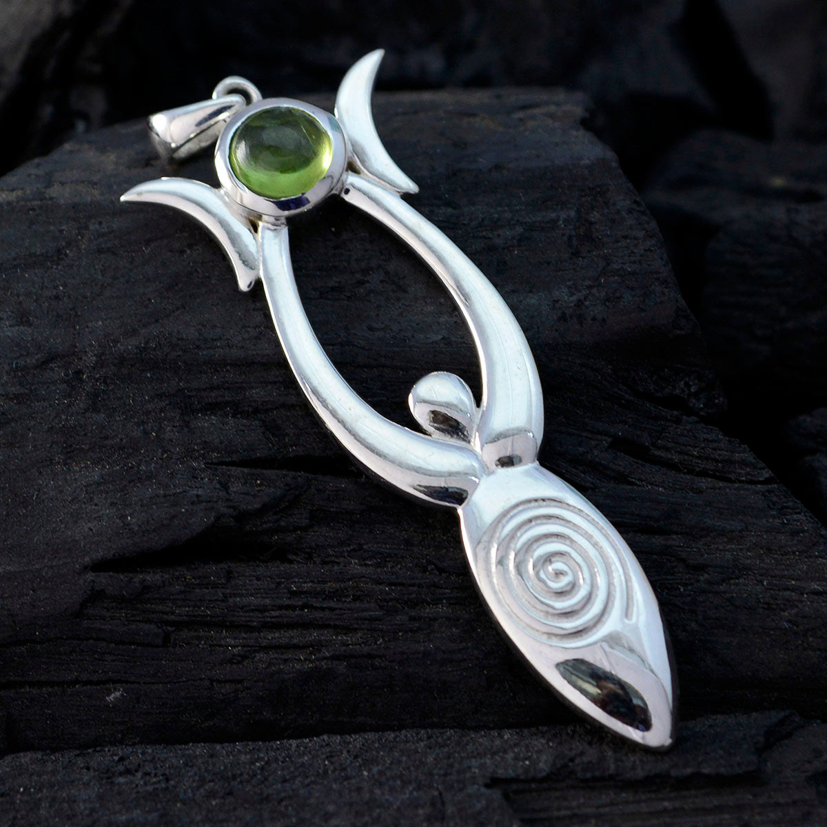 Eva Green propsel Tiny Pendant