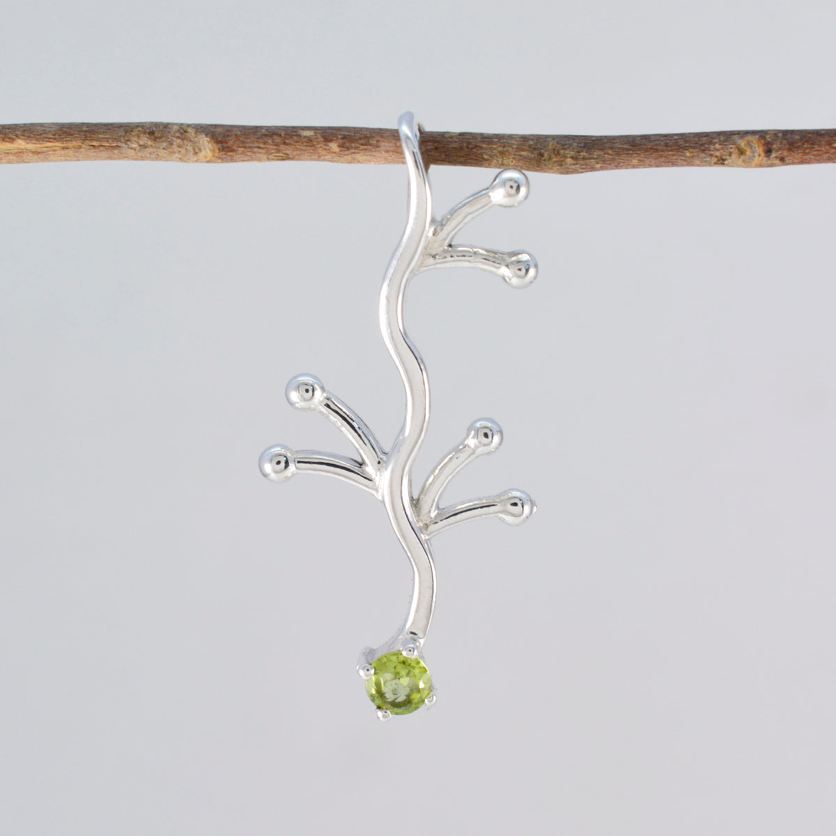 Alejandra Green Signet Tiny Pendant