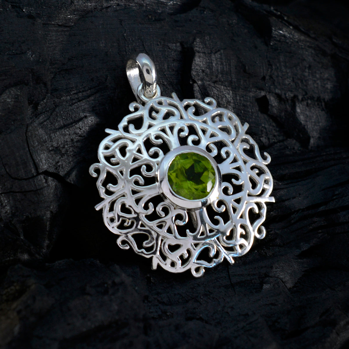 Paula Green Art-Deco Dainty Pendant