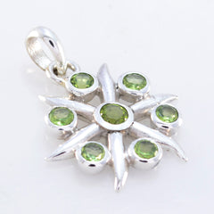 María Green Sophisticated Tiny Pendant