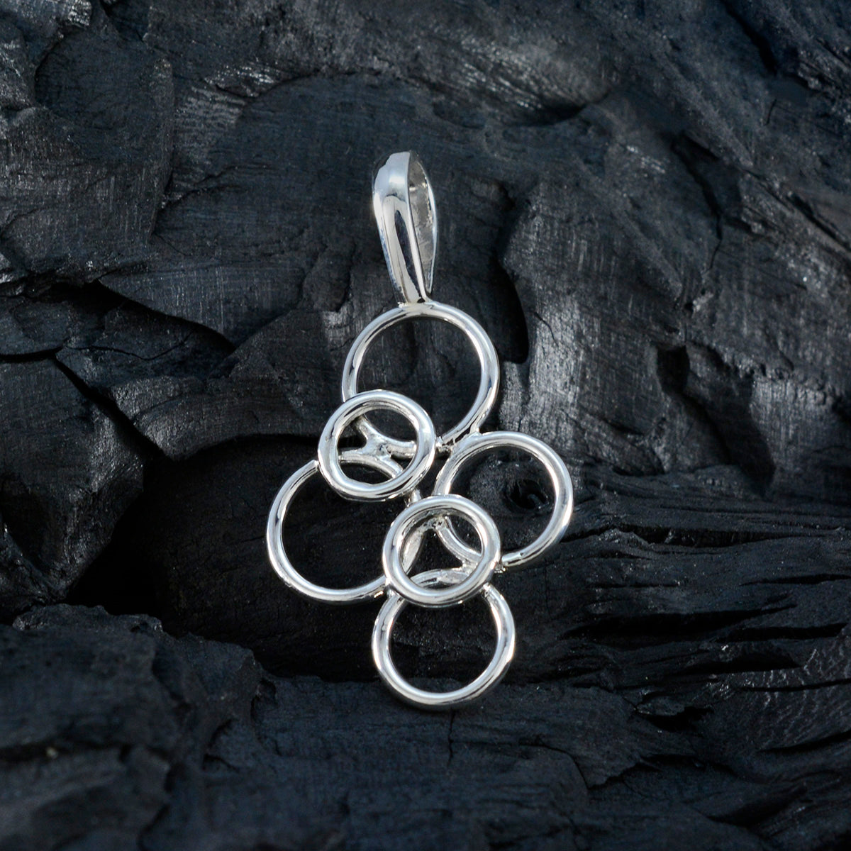 Yan Plain Trendy Minimalist Pendant